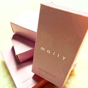 Mally Illuminating Body Shine Hydration & Shimmer